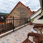 Residence 48 Beautiful Building Within Moments From The Old Town Of Brasov