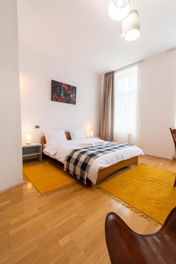 48 Beautiful Building Within Moments From The Old Town Of * Brașov